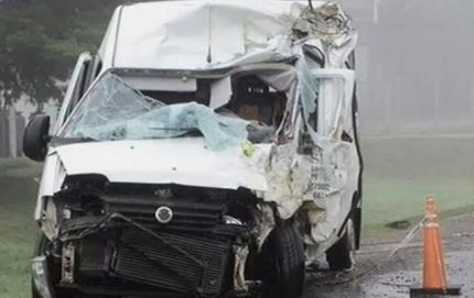 Son diez los muertos en un violento choque frontal en Tostado