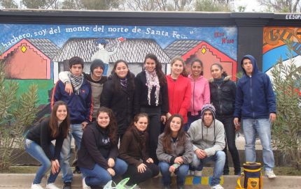 MURAL POR EL CUMPLEAÑOS DE VERA DE LA E.E.S.O. Nº 259