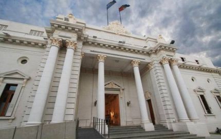 El Senado dio media sanción a la creación de la empresa de gas con mayoría estatal