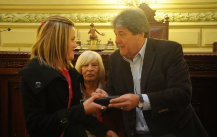 HOMENAJE A LA BOXEADORA DANIELA “LA BONITA” BERMÚDEZ