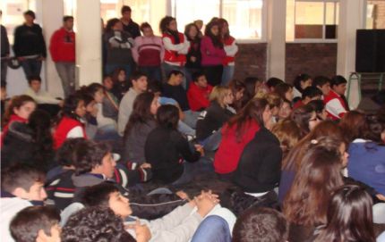 Festejo del Día del profesor y reconocimiento a María del Carmen Barbero