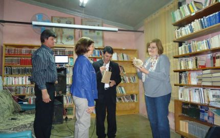 Homenaje al escritor José Luis Alarcón