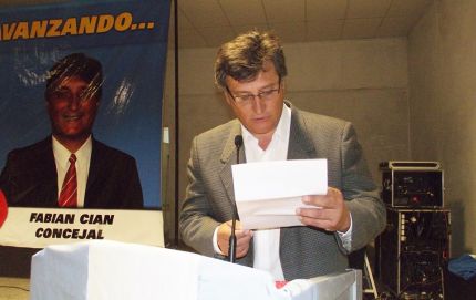 FABIAN CIAN PRESENTO SU LISTA 