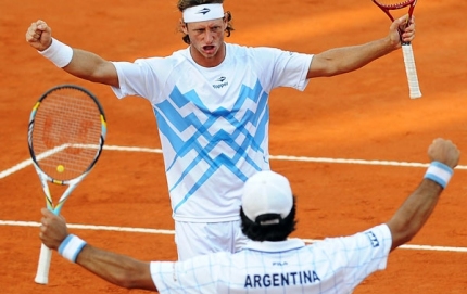 Argentina ganó el doble ante Croacia y está a un paso de semifinales