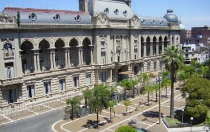 Compensación económica para Municipalidades y Comunas.