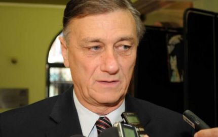 Binner dijo que hasta que Cristina no termine su licencia 