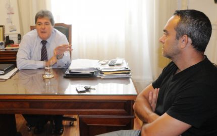 EL PRESIDENTE DE LA FUNDACIÓN MATEO ESQUIVO SE REUNIÓ CON LOS LEGISLADORES RUBEO, LAGO, ACUÑA, BUSATTO Y CAPITANI