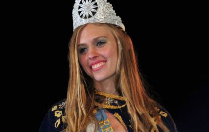 Carla Romanini, nueva Reina Nacional de los Estudiantes