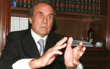 Reutemann le contestó duramente a Duhalde: 