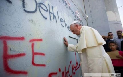 Autoridades de Israel y Palestina aceptaron la invitación al diálogo del papa Francisco