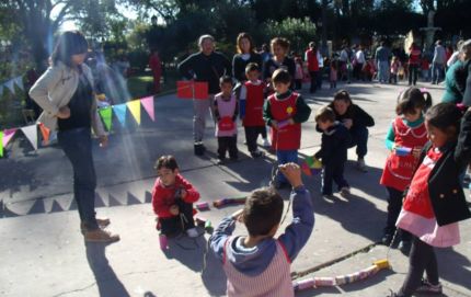 Festejamos el Día de los Jardines de Infantes