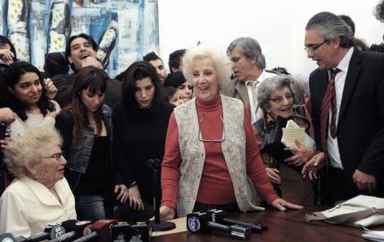 La Secretaría de Derechos Humanos junto a las Abuelas anunciaron la restitución del nieto 116