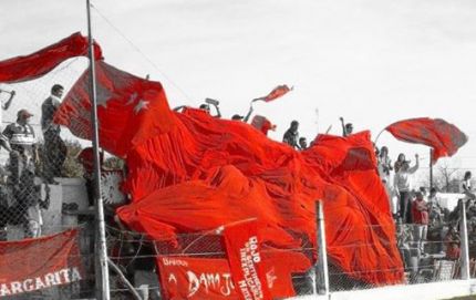 PARTIDO DE IDA DE LA FINAL DEL TORNEO DE FUTBOL,SARMIENTO SE TRAJO UN EMPATE