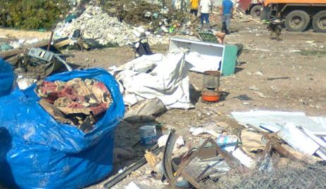 Unas 120 familias de Rosario subsisten urgando en el basurero de la ciudad