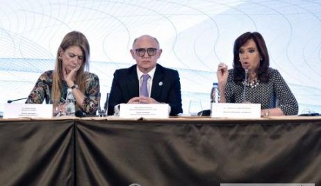 Cristina ante el foro empresarial en Rusia: 