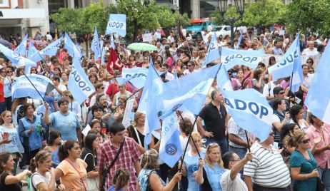 Festram y Sadop no adhieren al paro de mañana