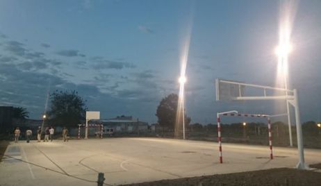 Se terminó la construcción del Playón Deportivo de la Escuela 6064 Pedro Zanni de La Gallareta