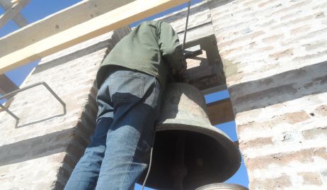 PRUEBA DEL CAMPANARIO DE LA PARROQUIA DE VERA