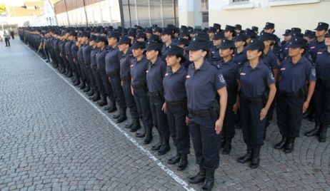 Abonan a las fuerzas de seguridad lo correspondiente a uniformes