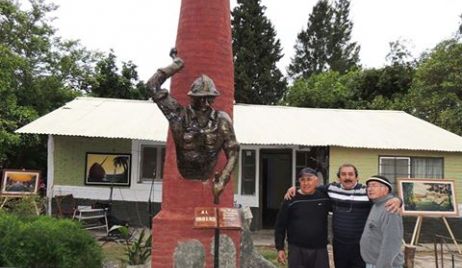LA GALLARETA: MONUMENTO AL OBRERO