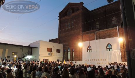 La escuela San Juan Bautista festejó sus 100 años