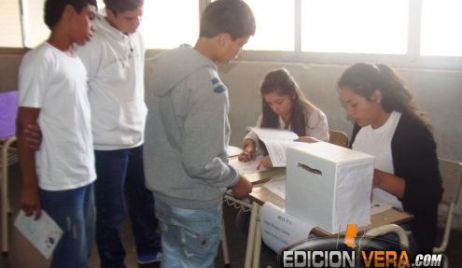 Renovación de autoridades en el Centro de Estudiantes de la EESO N° 259