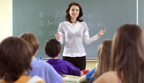 Los docentes reemplazantes se movilizaron en contra de la precarización laboral