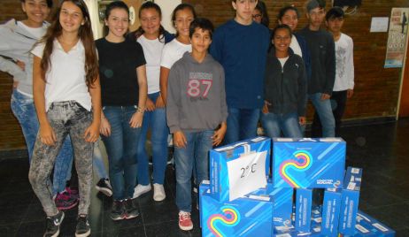 ENTREGA DE NETBOOKS EN LA E.E.S.O. 259