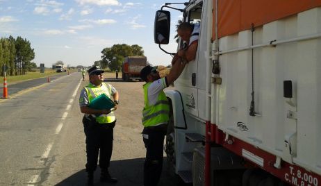 SE DETECTARON 20 CONDUCTORES CON ALCOHOLEMIA POSITIVA EN RUTAS SANTAFESINAS