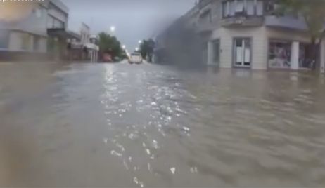 Siguen las lluvias , 90 mm. en la madrugada de este domingo