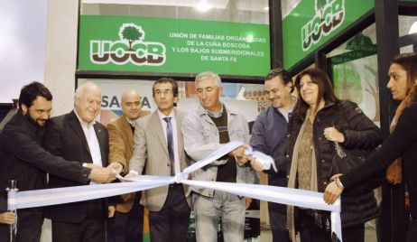 VERA: Lifschitz participó de la inauguración de la sede social de la organización de pequeños productores de la Cuña Boscosa y los Bajos Submeridionales