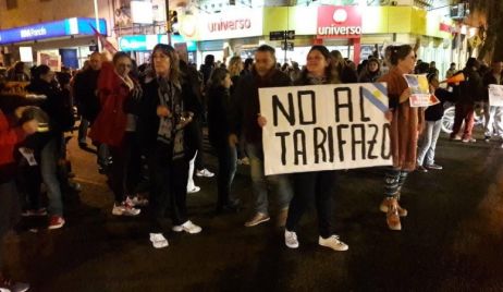 Santafesinos participaron del “ruidazo” contra el tarifazo