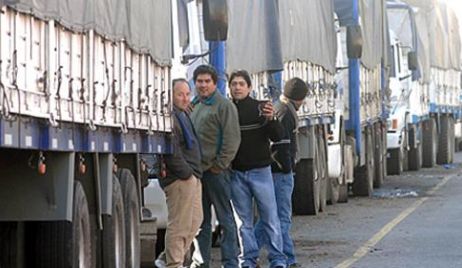 Transportistas van al paro y no ingresarán camiones a los puertos