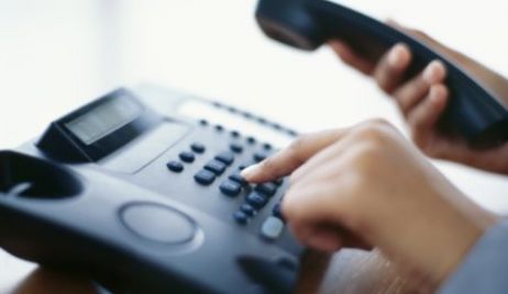 Advierten sobre estafas telefónicas que terminan en entraderas