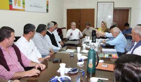 AUTORIDADES PROVINCIALES, NACIONALES Y REPRESENTANTES DEL SECTOR PRODUCTIVO DEL NORTE SANTAFESINO SE REUNIERON POR EL GASODUCTO