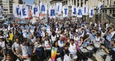 Comienza el paro docente en todo el país: arrancan las clases solo en dos provincias