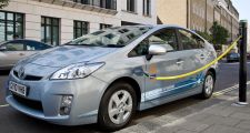 Proponen impulsar el desarrollo de vehículos eléctricos en la provincia