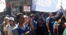 Movilización de docentes y estatales