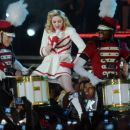 Madonna dio en Córdoba un recital que empezó tarde y luego se paró por un corte de energía