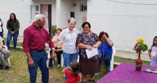 FORTIN OLMOS: Se inauguraron las 10 viviendas de Cáritas.