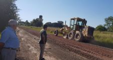 El Senador Sosa y el presidente comunal  de Fortín Olmos estuvieron presente en el inicio de obra del Paraje 29