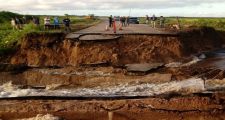 Imputaron a dos productores agropecuarios por el derrumbe de un tramo de la ruta provincial número 1 a la altura de Colonia Teresa