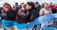 Presentaron una réplica del Ara San Juan en homenaje a sus tripulante