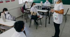 Los docentes públicos aceptaron la oferta salarial en Santa Fe 