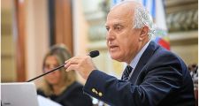 Miguel Lifschitz presentó “signos de inestabilidad”