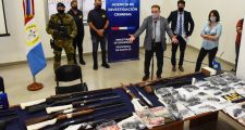 La Agencia de Investigación Criminal desbarató una banda criminal dedicada a la venta de armas en el mercado ilegal