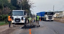 VIALIDAD NACIONAL REPARA LA CALZADA DE RN 11 AL NORTE DE LA CAPITAL PROVINCIAL