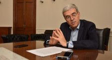 Walter Agosto advirtió sobre el endeudamiento de Santa Fe: