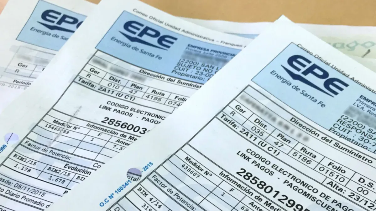 El Gobierno Nacional prohíbe incluir tasas municipales en las facturas de luz, gas y agua
