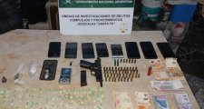 Santo Tomé: Secuestraron cocaína, marihuana y un arma de fuego 9 milímetros en dos allanamientos